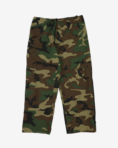1990s Vintage US Army Woodland Camo ECWCS Waterproof Trousers - 38x30