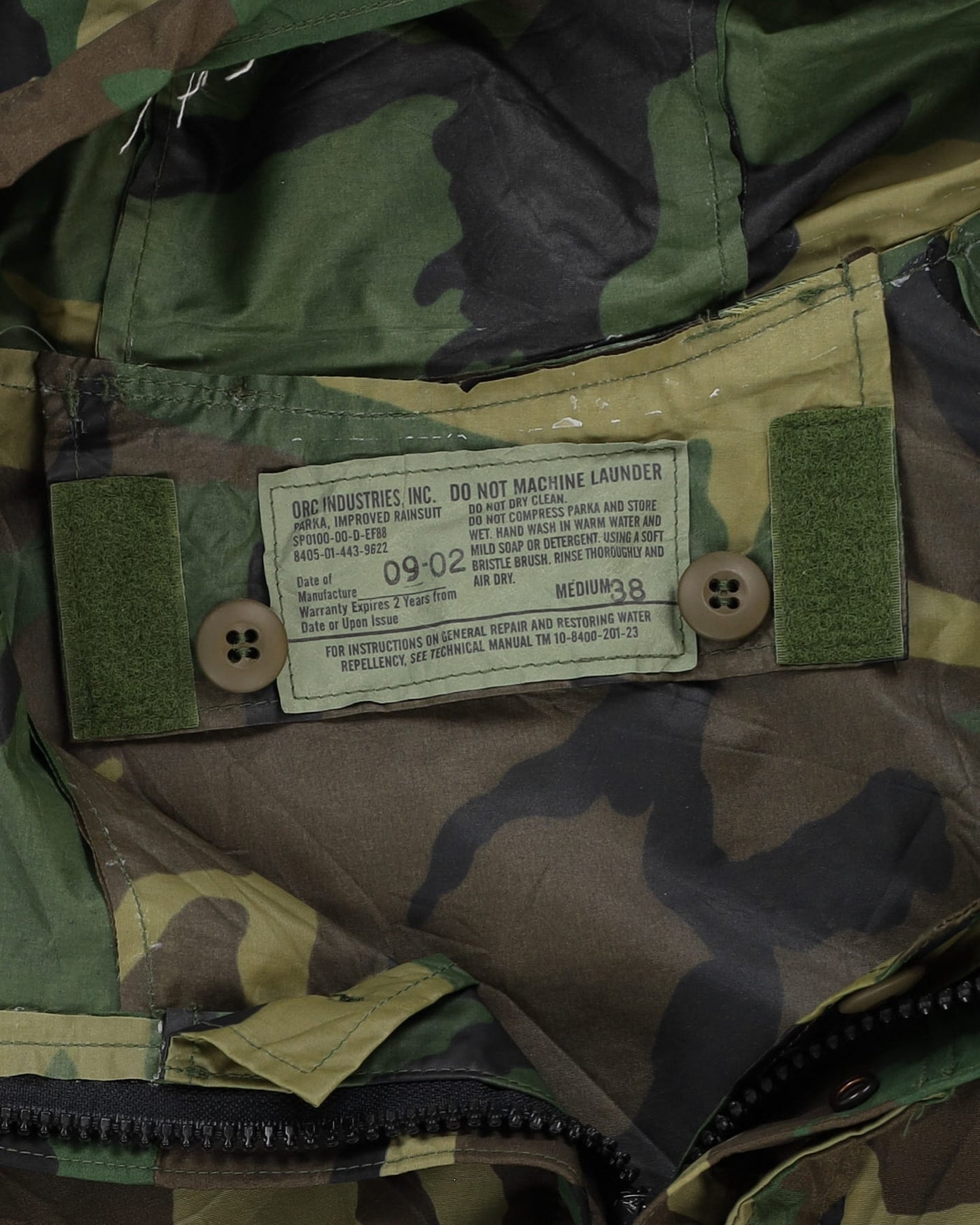 2000 US Army Woodland Camo Orc Industries Waterproof Parka - Medium