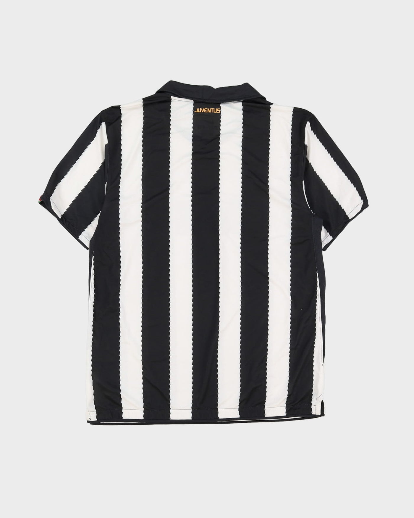 Juventus 2011/12 Black / White Home Kit - L