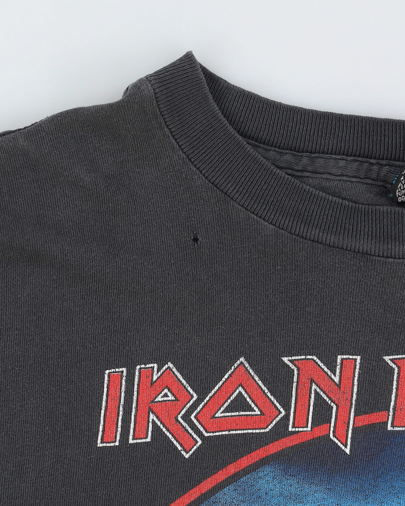 Vintage 1999 Iron Maiden Eddies U.S. Onslaught Faded / Thrashed Band Tour T-Shirt - L / XL