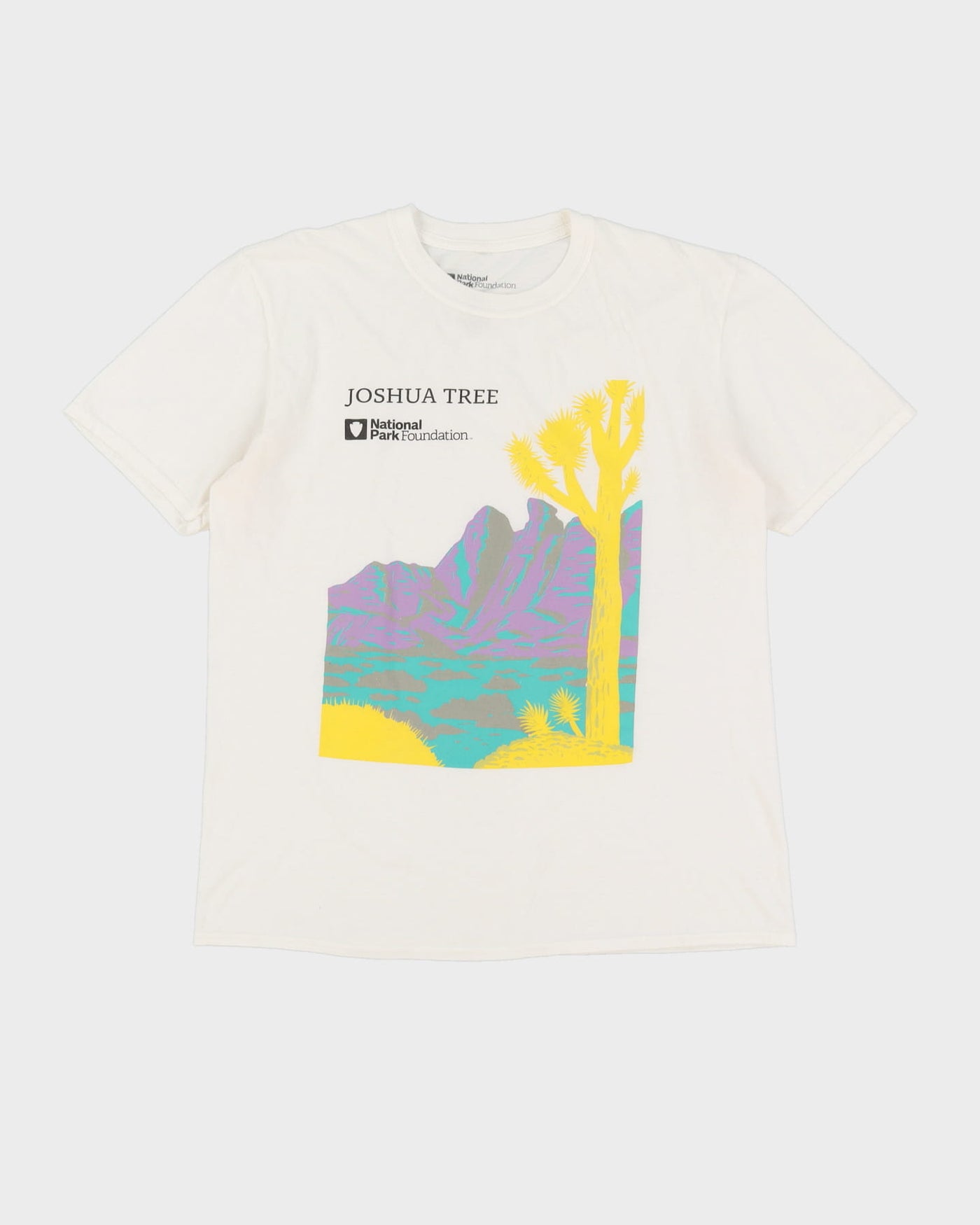 Joshua Tree National Park White Graphic T-Shirt - M / L