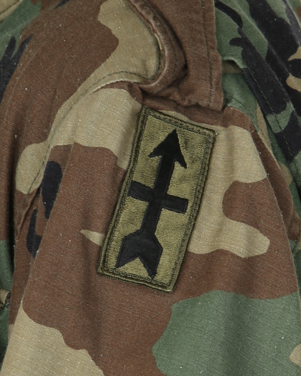 1991 Vintage US Army M81 Woodland Camouflage M65 Field Jacket - Medium / Regular