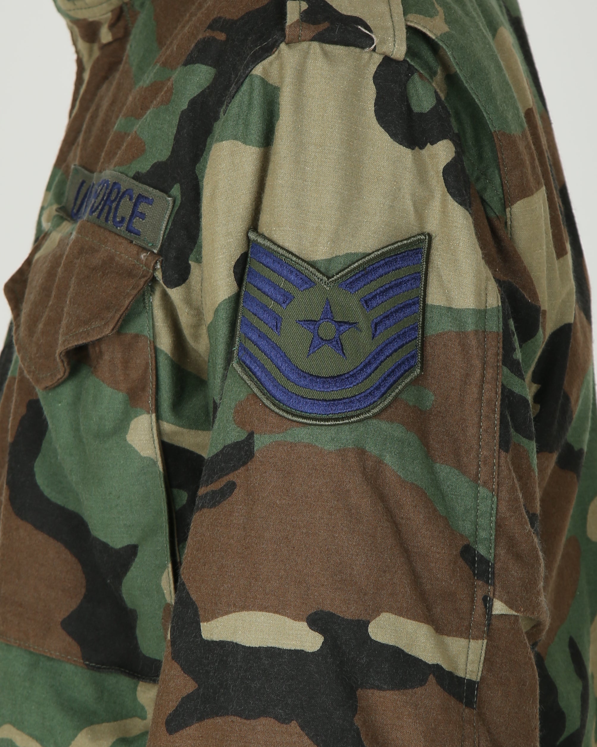 1991 Vintage US Army M-81 Woodland Camouflage M65 Field Jacket - Small Short
