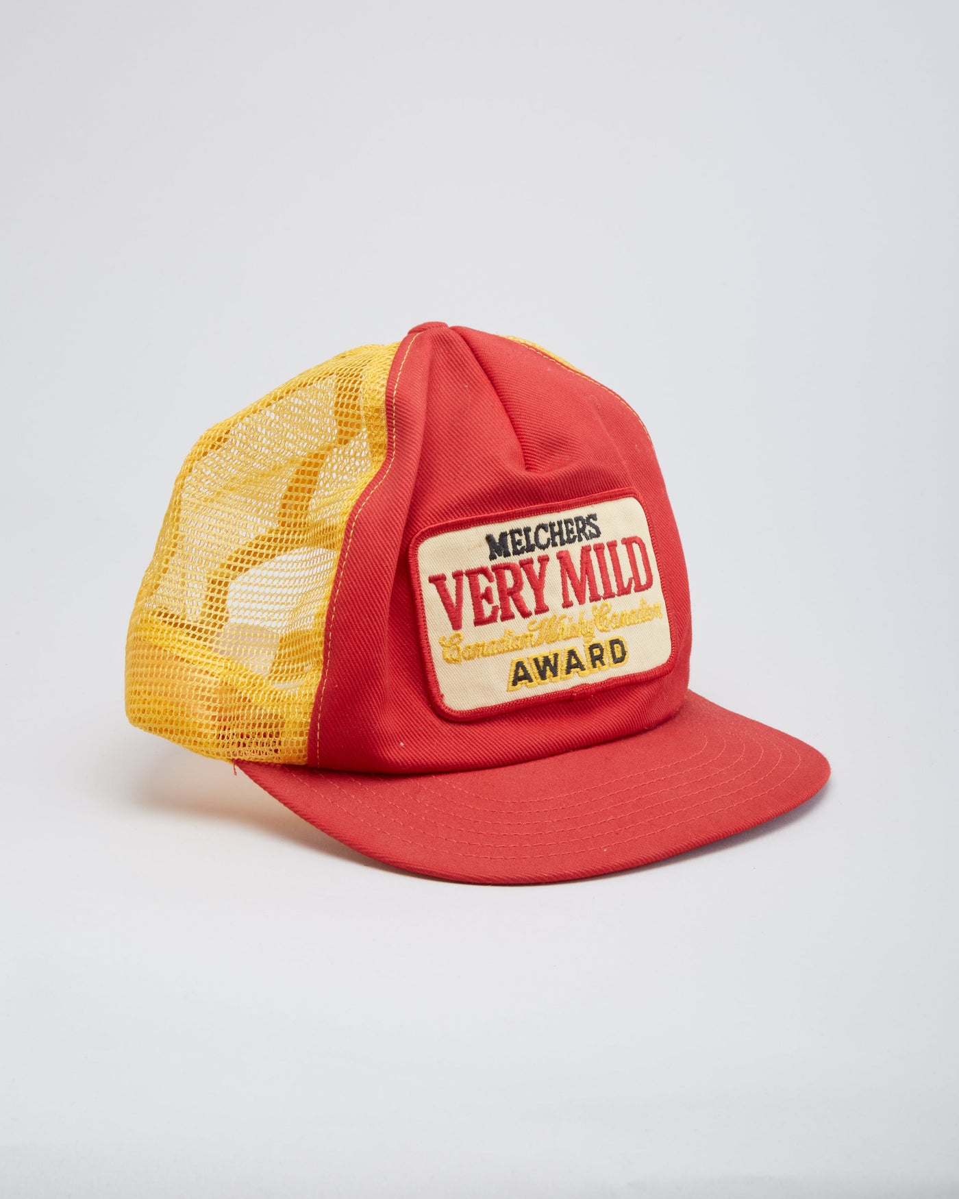 Vintage 80s Melchers Very Mild Canadian Whiskey Award Red / Yellow Snapback Trucker Hat