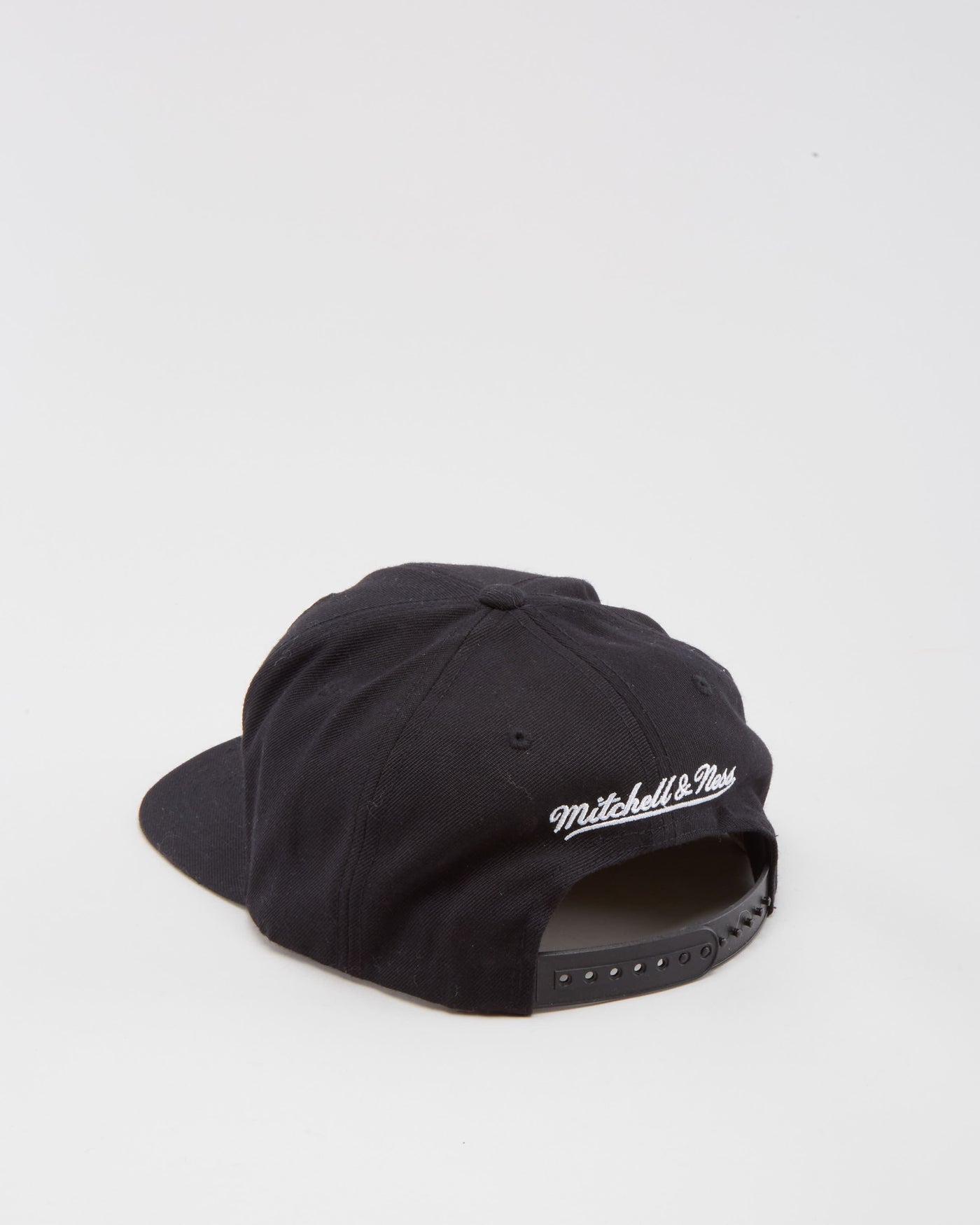 Chicago Bulls NBA Mitchell & Ness Black Snapback Cap