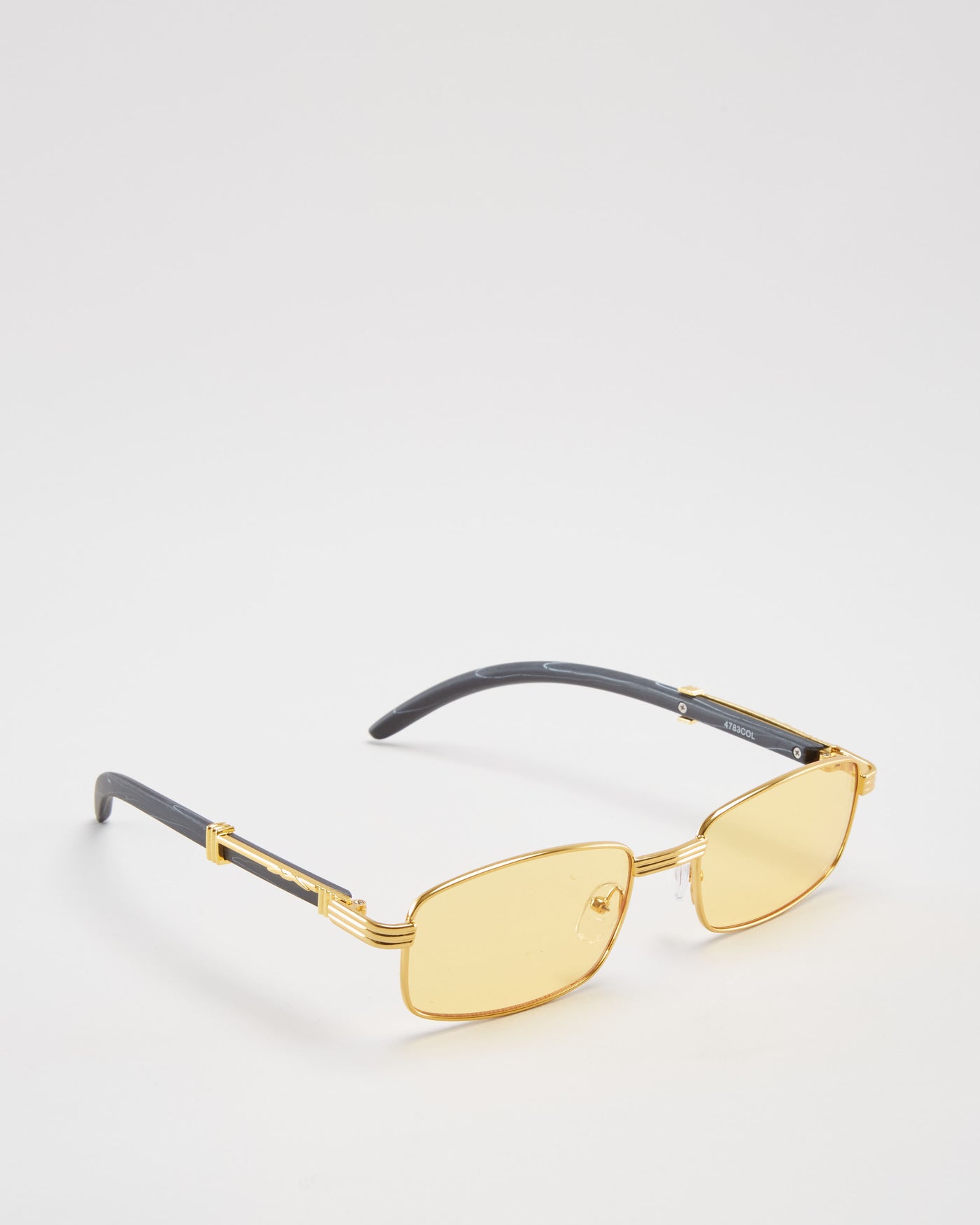 Lost Gold / Black Sunglasses