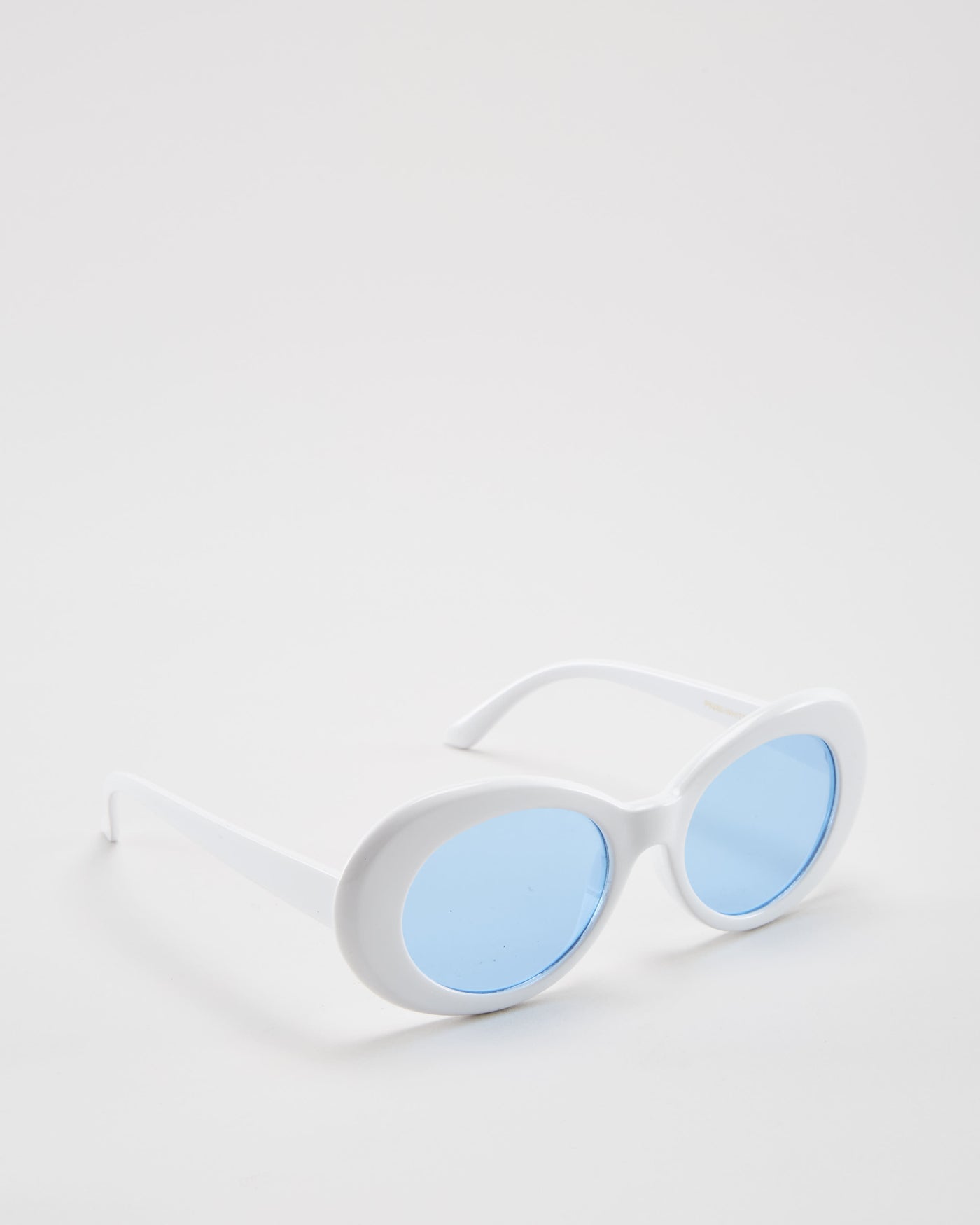 Kurt White / Blue Sunglasses