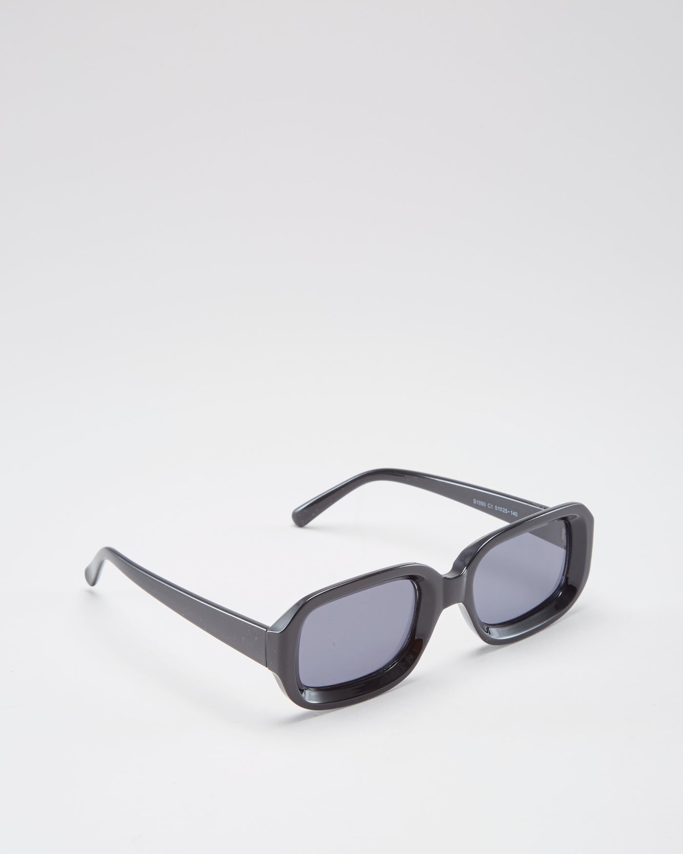 Teri Black Sunglasses