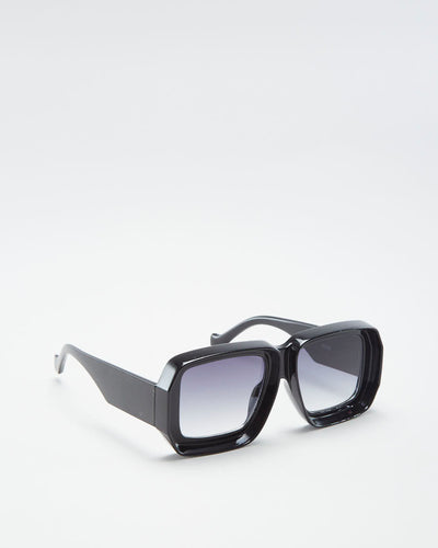Tube Black Sunglasses