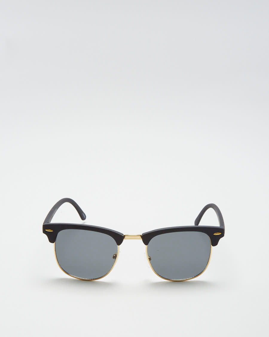 Zoe Matte Black / Black Lenses  Sunglasses