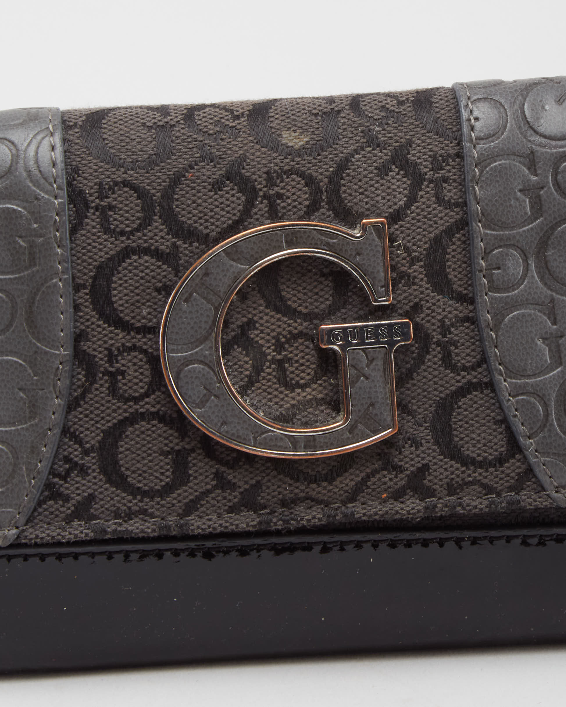 Y2K Guess Grey Wallet - One Size