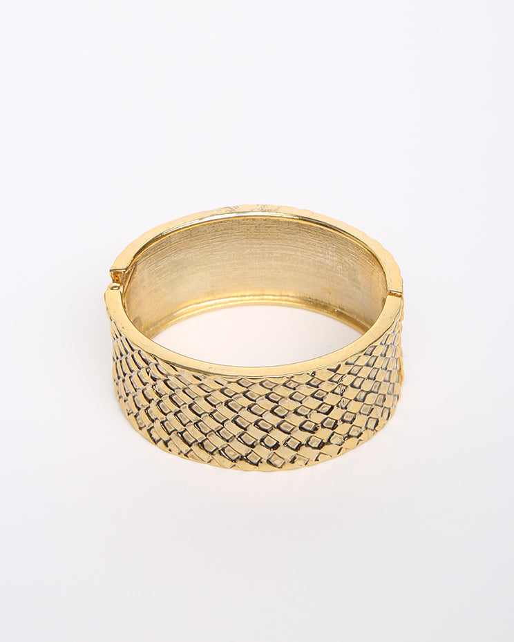 Gold Tone Checked Pattern Bangle