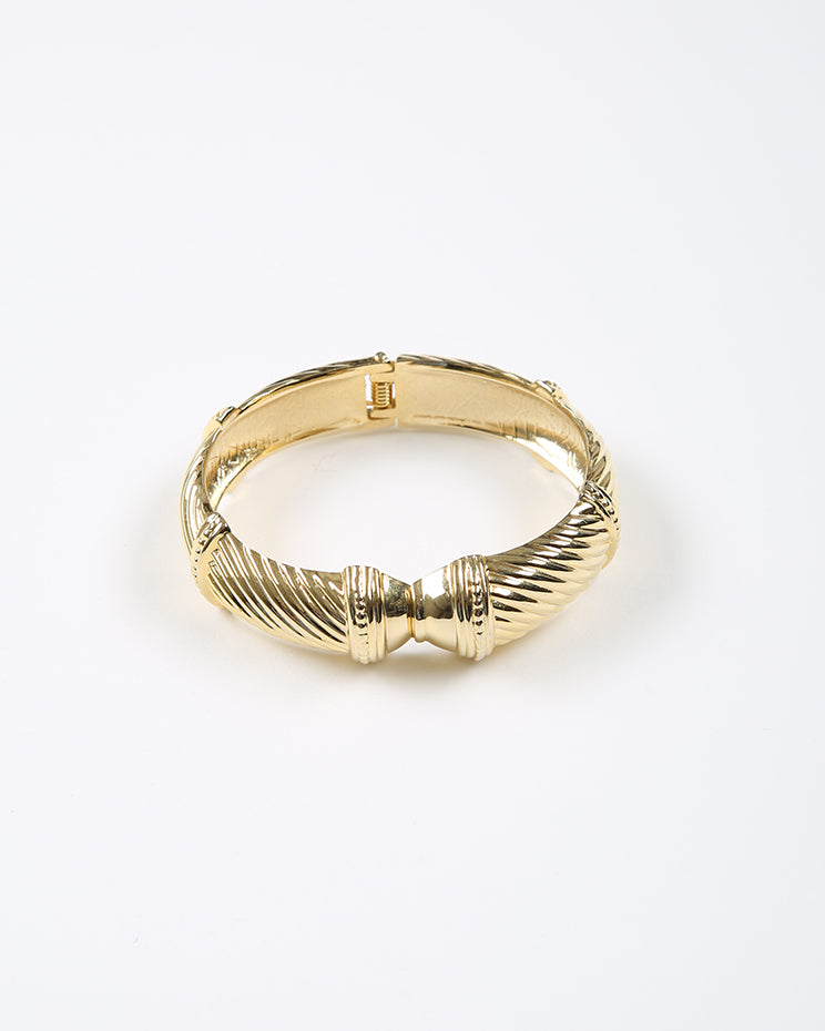 Y2K hinged gold tone bracelet - one size