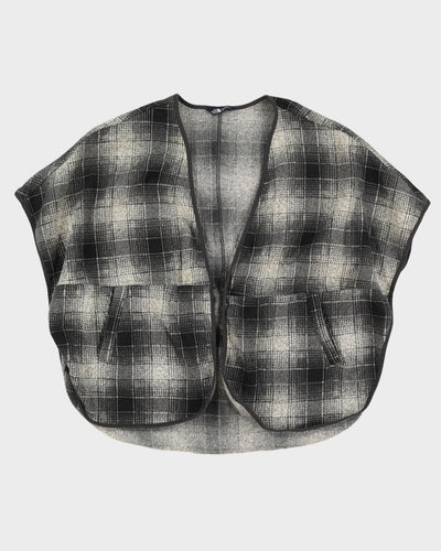 The North Face Grey Poncho Fleece - L