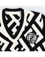 Fendi Black and White Logo Pattern Terry Pullover Jumper - XS