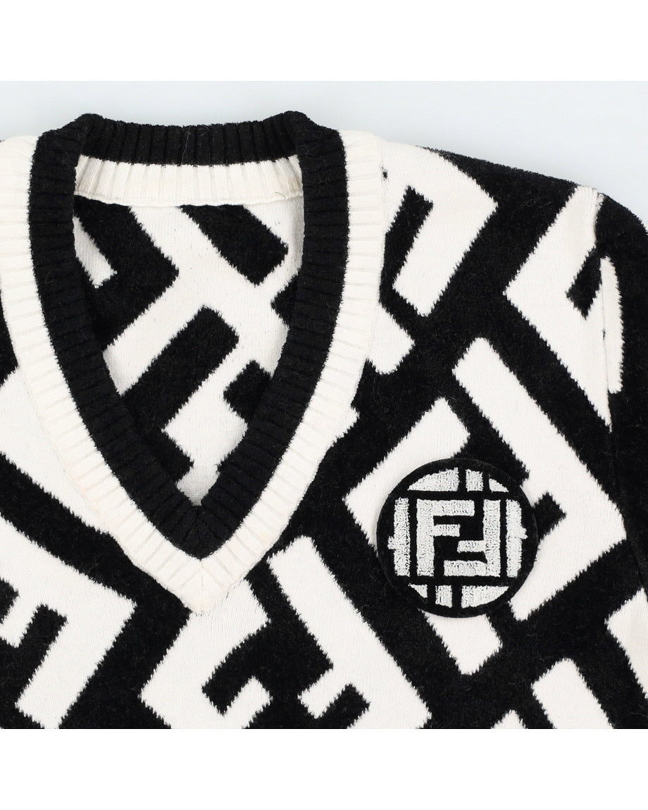 Fendi Black and White Logo Pattern Terry Pullover Jumper - XS