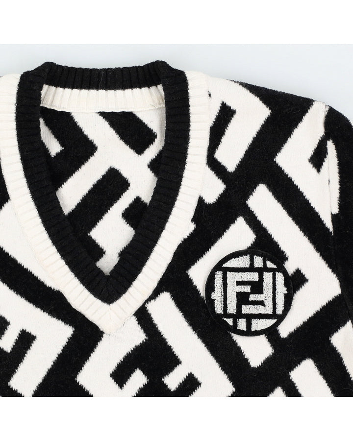 Fendi Black and White Logo Pattern Terry Pullover Jumper - XS