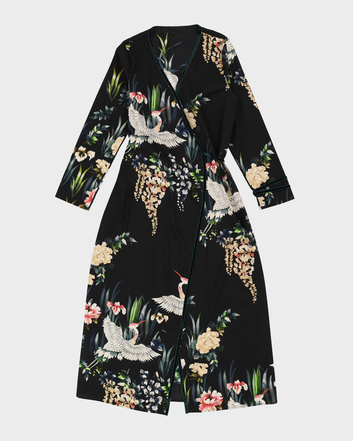 Black Wrap Style Cranes Patterned Dressing Gown - M