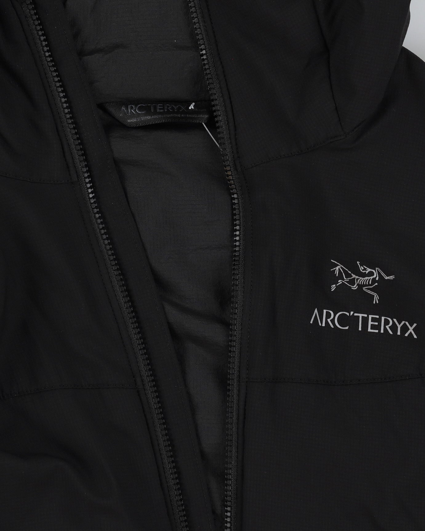 Arc'Teryx Black Full-Zip Hooded Jacket - S