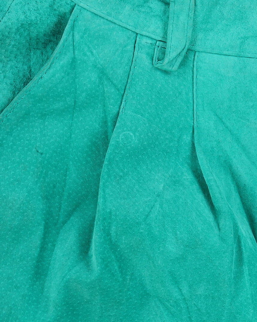 1990s Green Suede High Waisted Shorts - W27