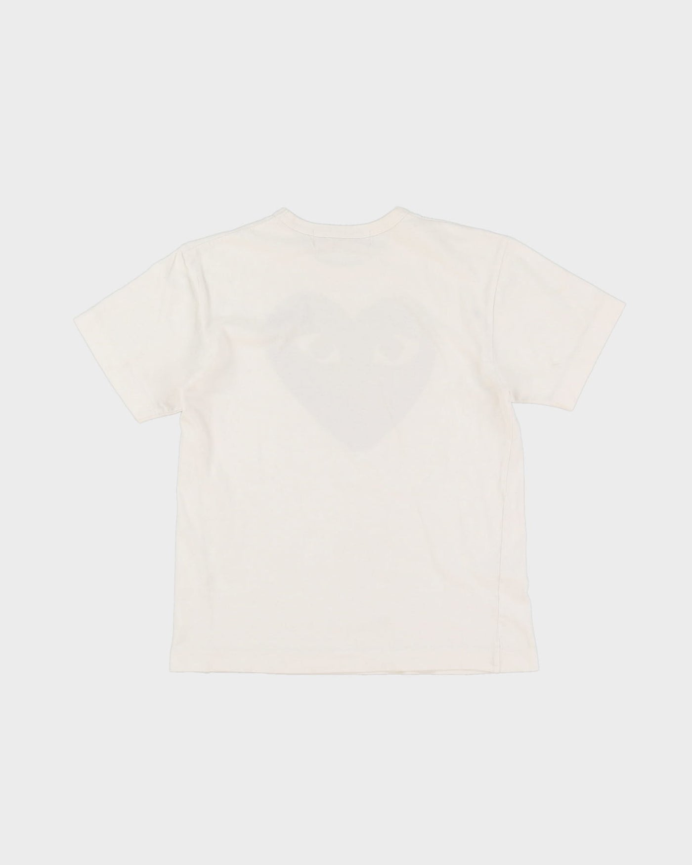 CDG Play Comme Des Garcons White Heart Logo T-Shirt - M